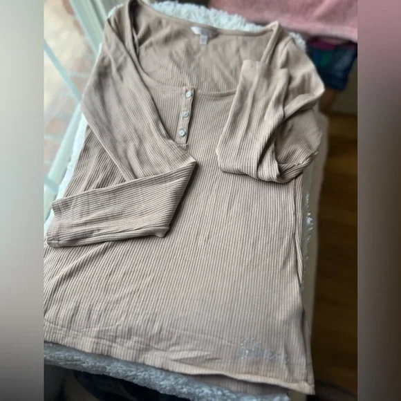 Guess Karlee jewel long sleeve Henley ribbed LIGHT RUM - Picture 4 of 8